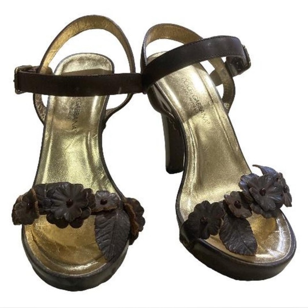 VINTAGE DOLCE AND GABBANA HEELS